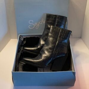Seychelles Leather Black Ankle Boots